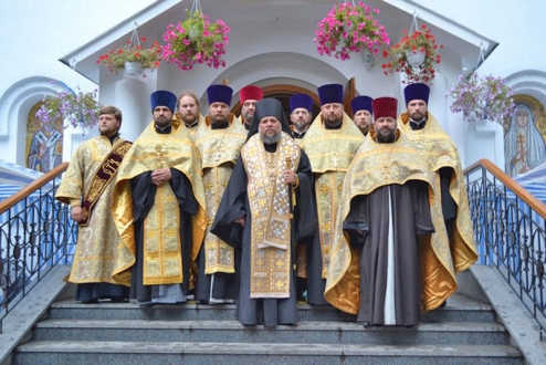 Духовенство Солом’янського району провели молебень за мир в Україні