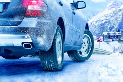 Дорожня автоінспекція закликає водіїв до пильності на дорогах та радить автолюбителям на зимовій дорозі до дрібниць прораховувати свої дії!